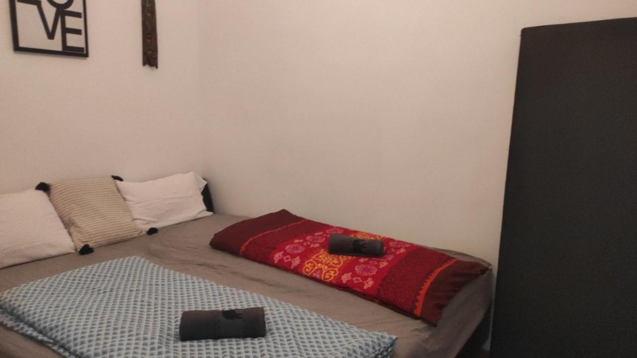 Love, Peace & Easy Living Apartment Budapest Esterno foto