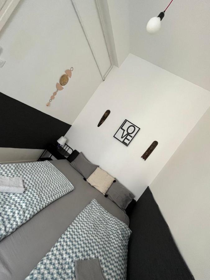 Love, Peace & Easy Living Apartment Budapest Esterno foto